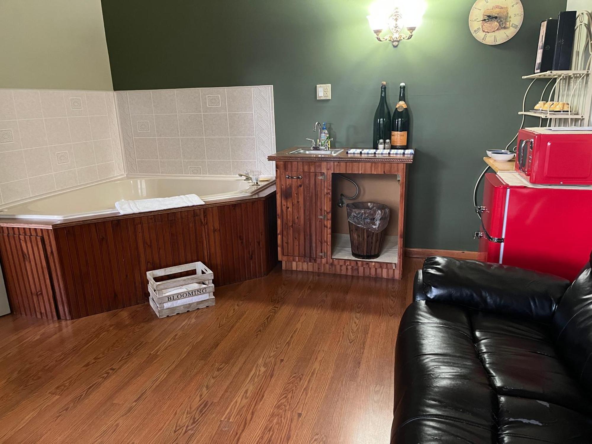 Vinehurst Inn & Suites Hammondsport Buitenkant foto