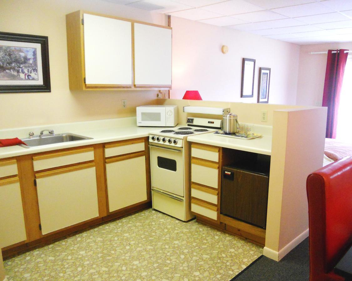 Vinehurst Inn & Suites Hammondsport Buitenkant foto